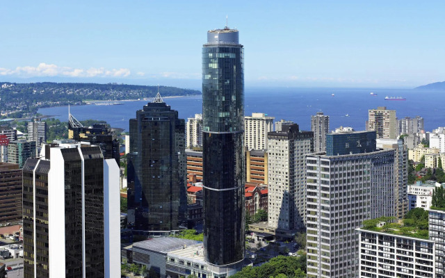 Sheraton Vancouver Wall Centre