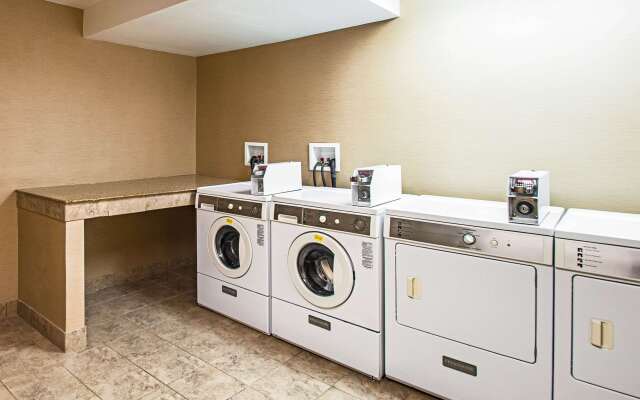 Comfort Inn Falls Church - Tysons Corner