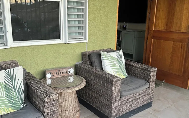 Palm BlossomJA Manor