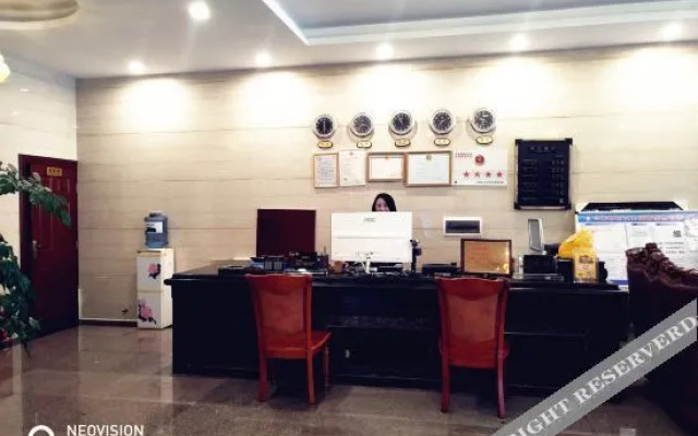 Rujia Huayi Select Hotel (Dali Yangbi County Cangshan West Road)