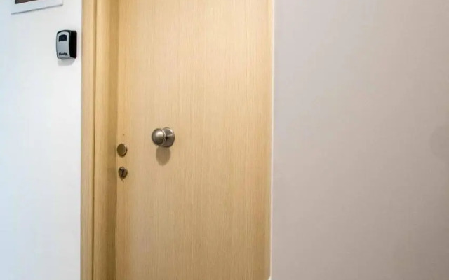 The Modern Suite