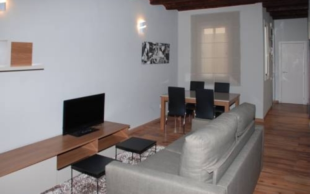 Apartamentos La Hispaniola Barcelona