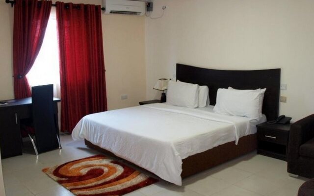 Class Suites Budget Ogba