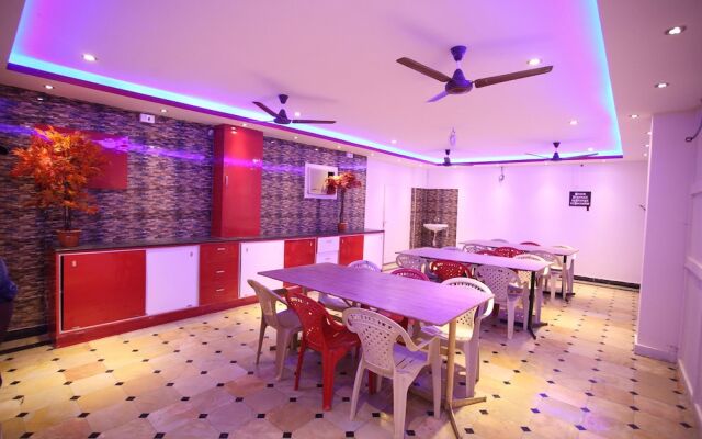 Siva Sakthi Hotel A Unit Of Ammayi Hotel