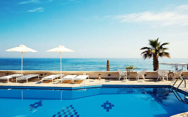 Petradi Beach Lounge Hotel