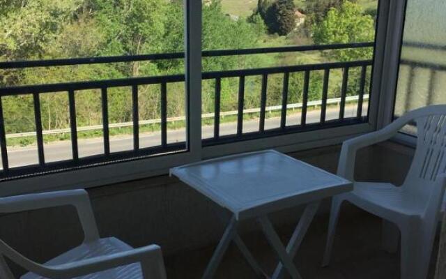 Sunny Beach Hills Private Apartment