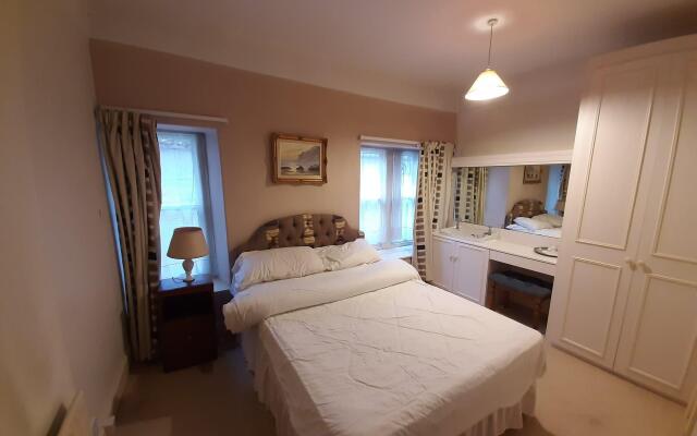 Lovelady Shield Hotel