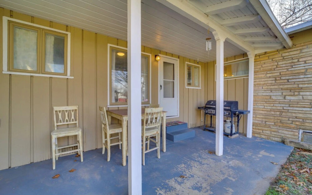 Tulsa Home w/ Yard: 5 Mi to Downtown!