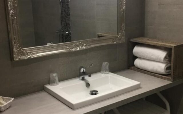 Logis Hotel Burnichon