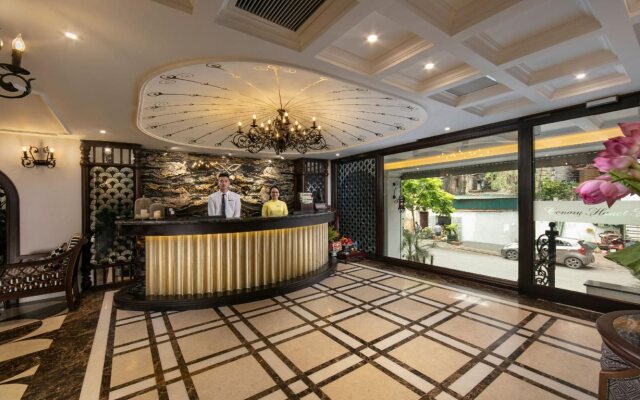 Canary Hanoi Hotel