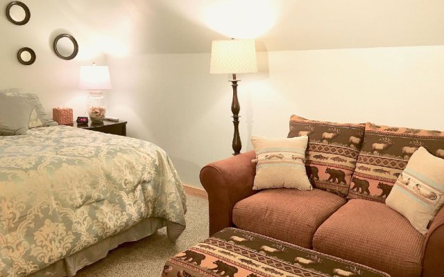 Torch Lake Bed & Breakfast