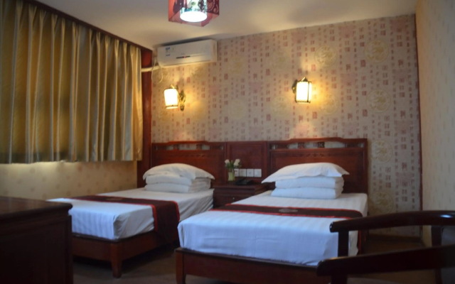 Qianmen Courtyard Hotel