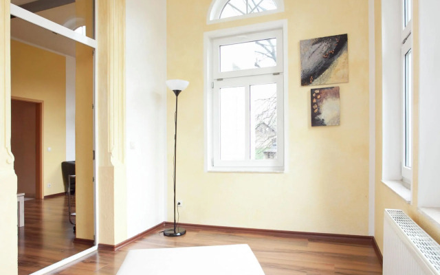 Elegant Villa in Borstendorf