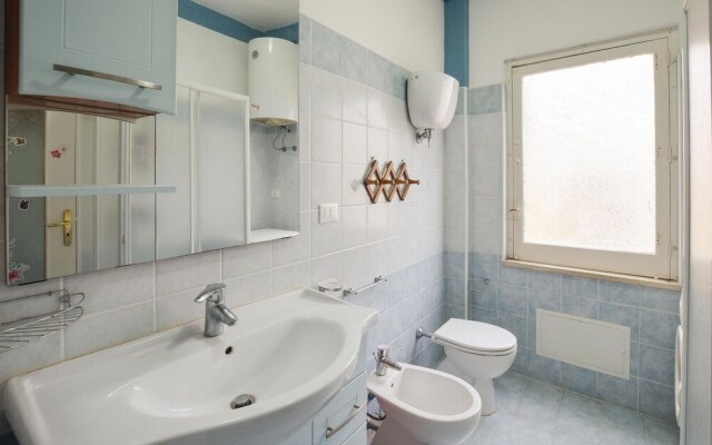 Stunning Home in Parghelia With Wifi and 5 Bedrooms
