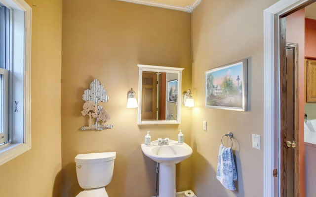 Spacious & Secluded Madison Home Near Dtwn!