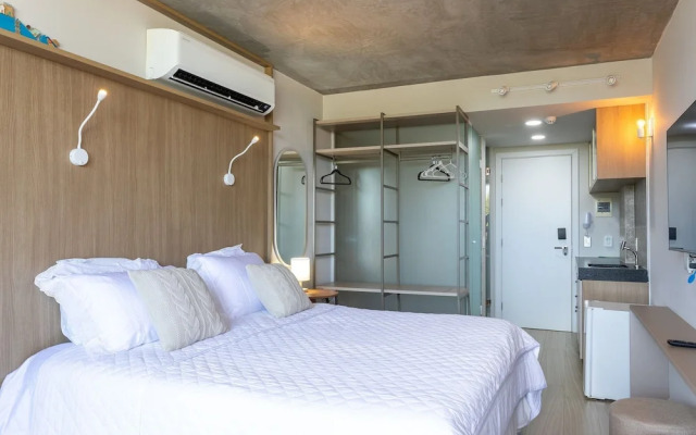 Setai Yacht By Day by Day