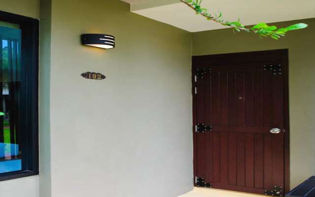 Aroonsawad Riverview Resort