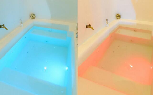 White Stone House 6 1