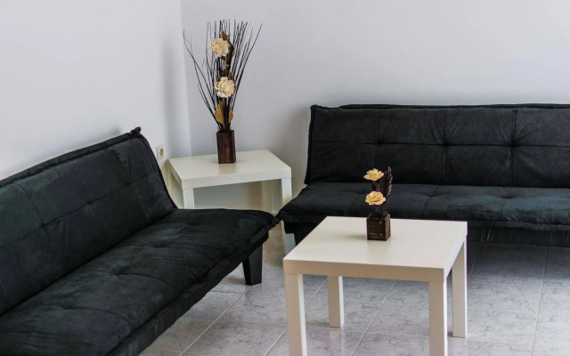 Pyrgos Hotel Apartments
