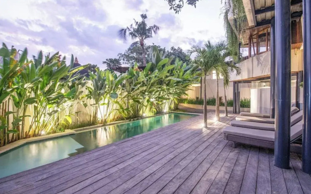 Modern 1-br Loft With Art Deco Vibe Shared Pool