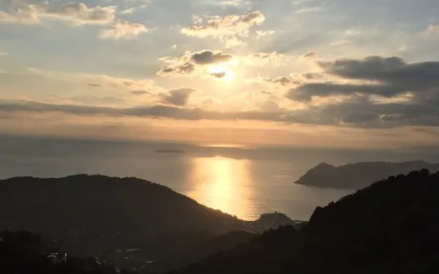 Atami Holiday Home
