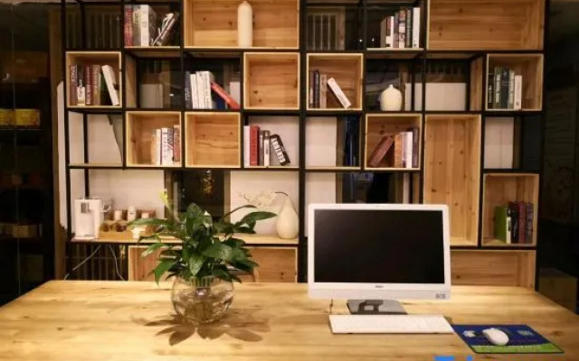 Homeinn Superior Cloud Hotel (Urumqi Changjiang Road Dehui Wanda)