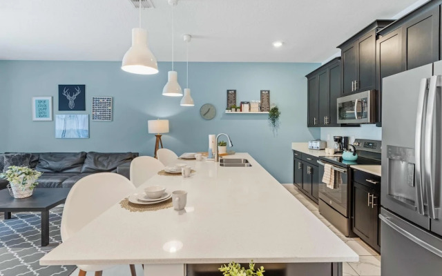 1570 Sandbagger Drive