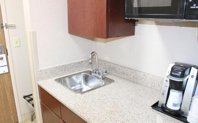 Holiday Inn Express Kansas City-Liberty by IHG