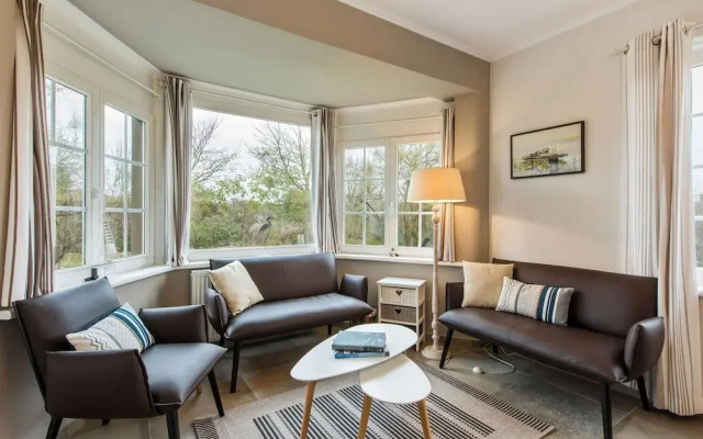 Renovated Hortensia Villa Next to the Dunes