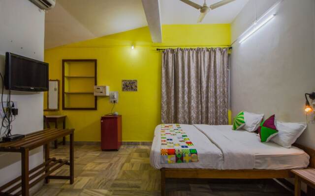 OYO 12902 Home Vibrant Stay Candolim