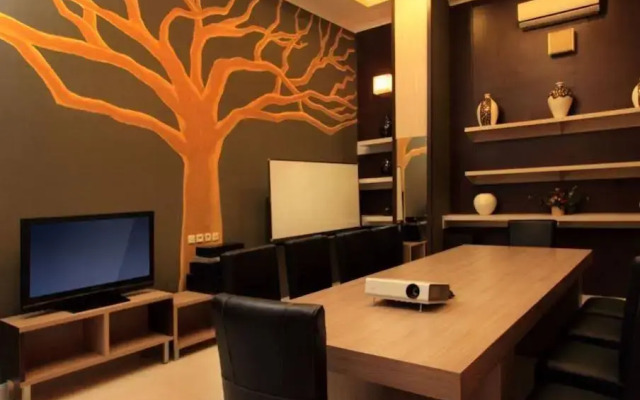 Savita Inn