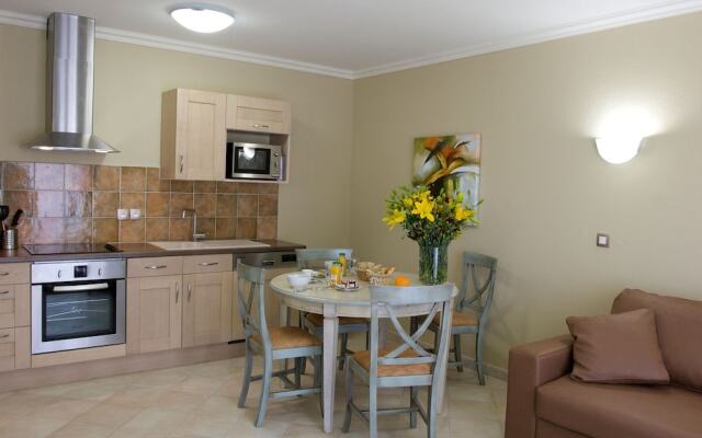 Comfortable studio with dishwasher in the middle of Provence