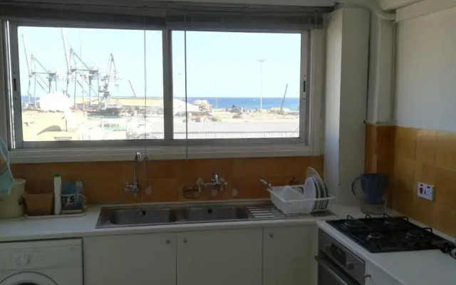 Sevi's Place, 3 Bedroom Flat, 110 s.m