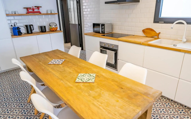 CAN MARTINEZ Calella Beach Boutique Apartment