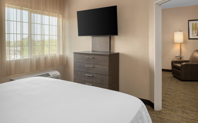 Candlewood Suites Turlock by IHG