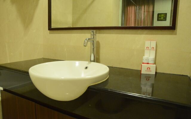 2 Bedrooms Pearl Garden by Travelio