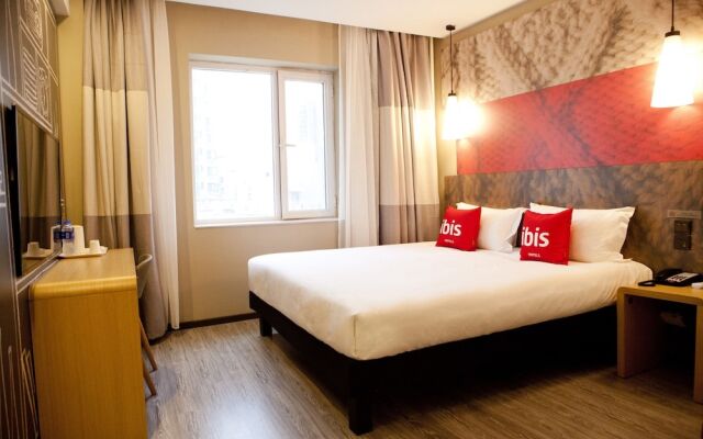 ibis Tianjin Railway Station Hotel