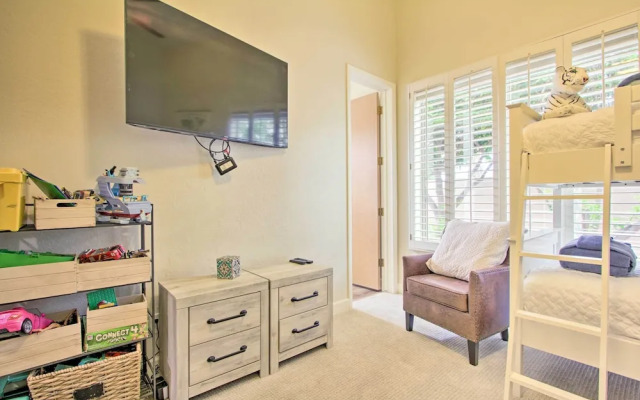 Near Golf: Glendale Oasis w/ Pool & Hot Tub!