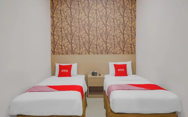 OYO 90312 Bahu Bay Hotel
