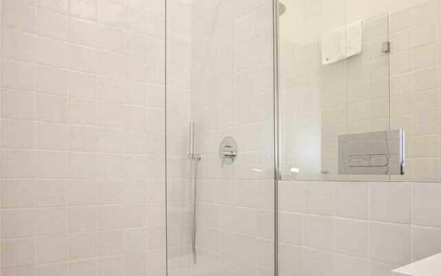 Liiiving - Clérigos Boutique Apartment 2T