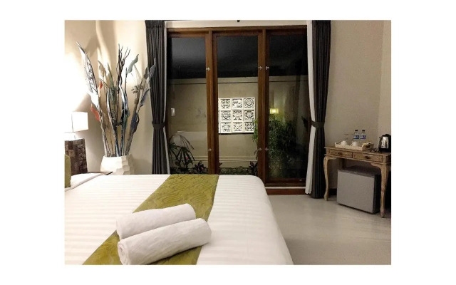 Narendra Suites