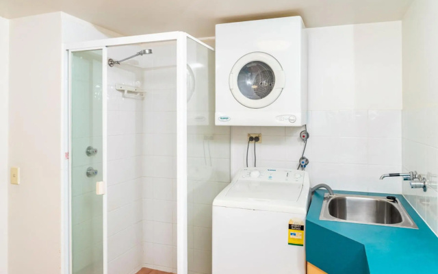 Aruba Sands Resort – Guest Rooms – Gold Coast