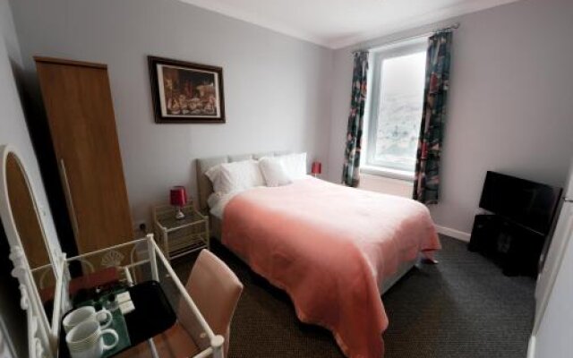 No.1 Caberfeidh Bed And Breakfast