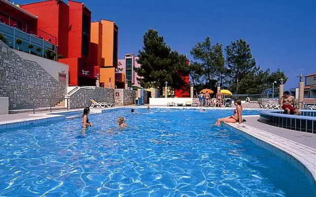 Albona Hotel & Residence
