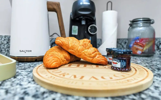 Market Street Apartment 3A Flat 4