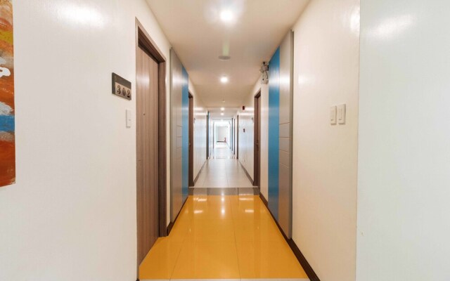 RedDoorz Premium near Ateneo Katipunan