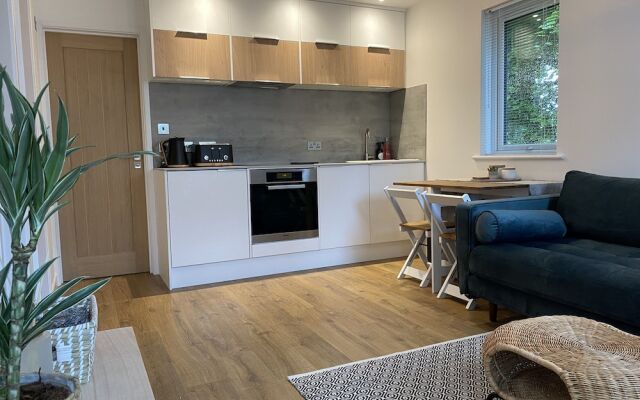 Stunning 2-bed Self Contained Oasis in Eastbourne