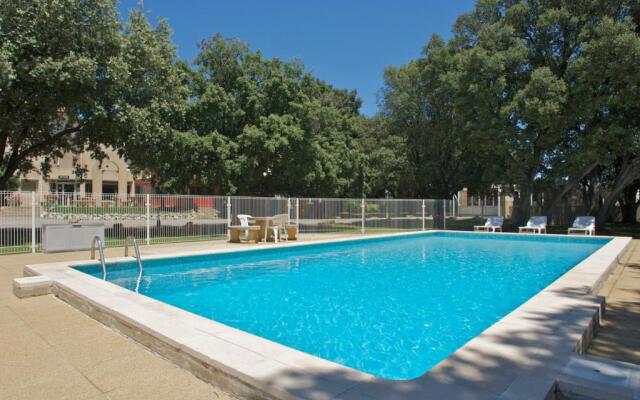 Greet Hotel Pont Du Gard Route D'Avignon