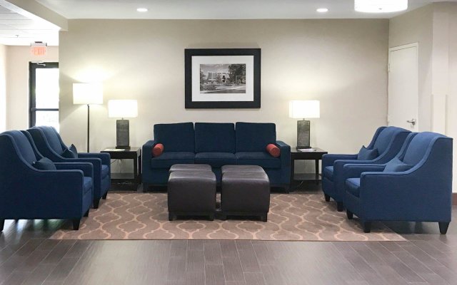Comfort Suites Johnson City near University