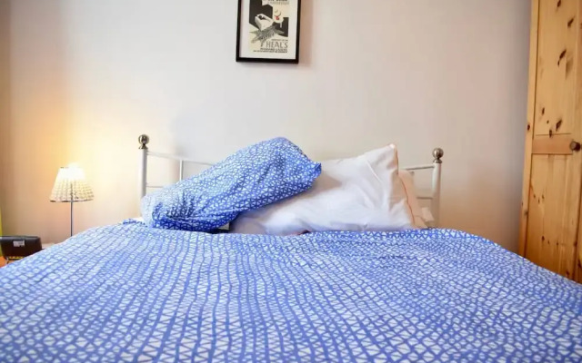 Spacious 2 Bedrooms Apartment by Royal Mile
